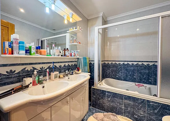 Privado Eixo Atlântico Quarto em Acomodações Particulares *